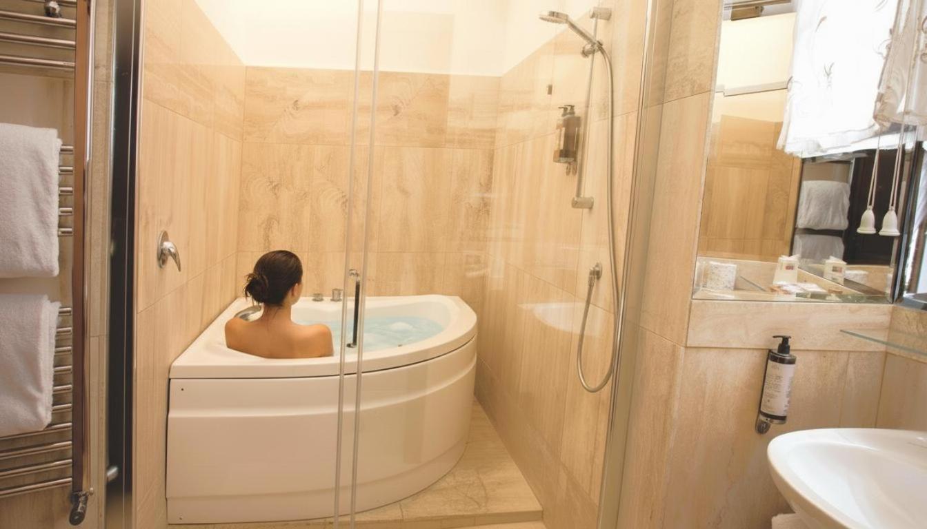 Suite Jacuzzi Garden Access